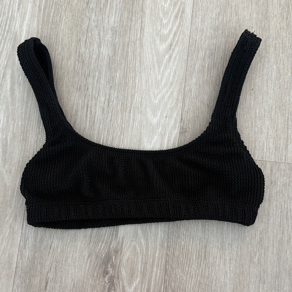 Good American Square Neck Compression Swim Top in Black - Picture 1 of 3